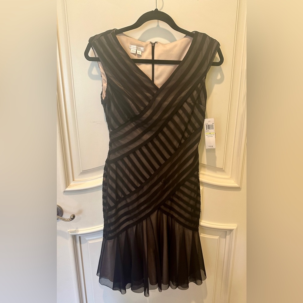 London Times Elegant Black Asymmetrical Dress